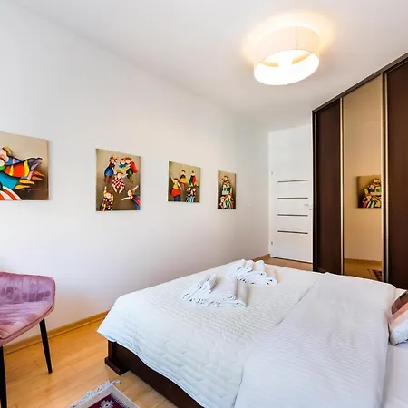 Mokotow Sunlight Apartman *